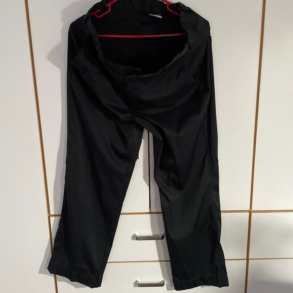 Black Nike golf pants